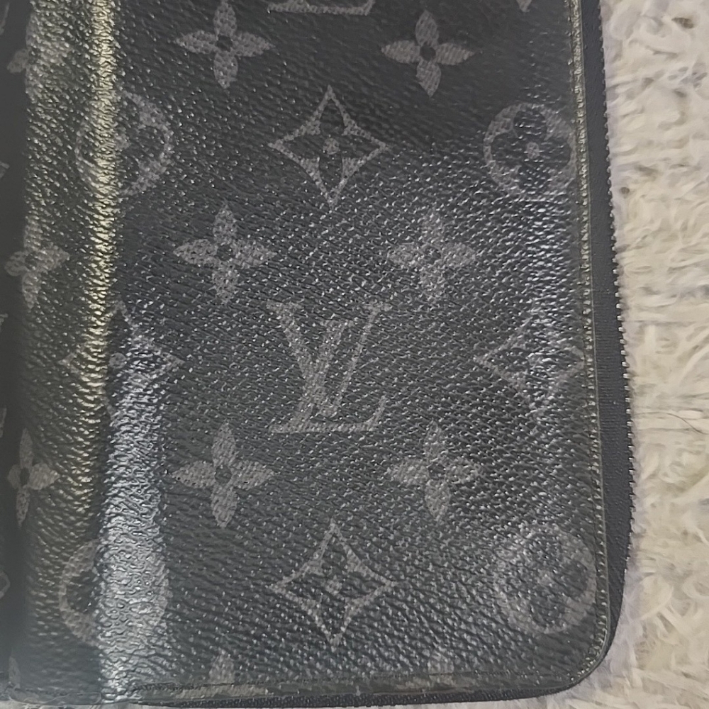Louis Vuitton Mono Black & Gray Eclipse Vertical Zippy Long Wallet (EUC)COA🩶🖤 - Picture 9 of 13